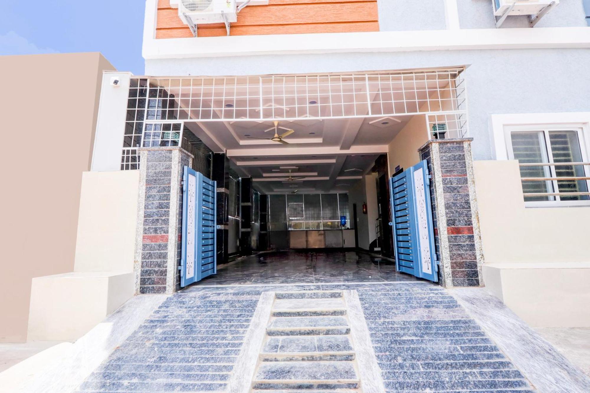 Super Hotel O Adibatla Near Tcs Ibrahimpatan Dış mekan fotoğraf