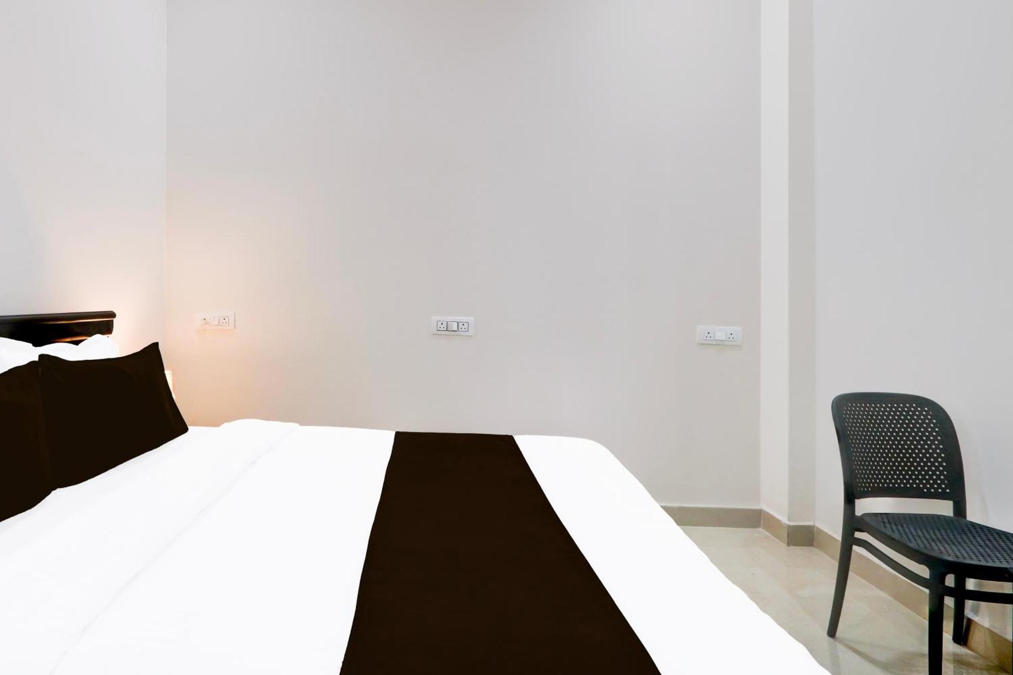 Super Hotel O Adibatla Near Tcs Ibrahimpatan Dış mekan fotoğraf